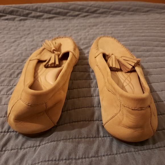 Born Tasseled Moccasins - Picture 6 of 6